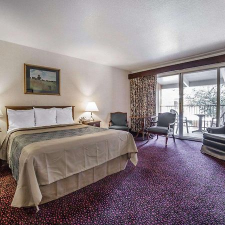 Econo Lodge Near Reno-Sparks Convention Center Exteriör bild